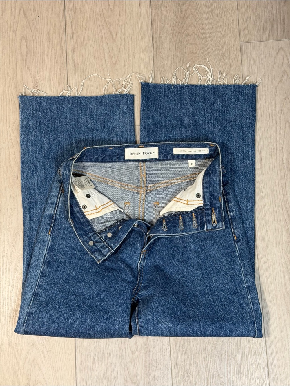Denim Forum High-Rise Cropped Wide-Leg Jeans in Blue - Picture 8 of 9